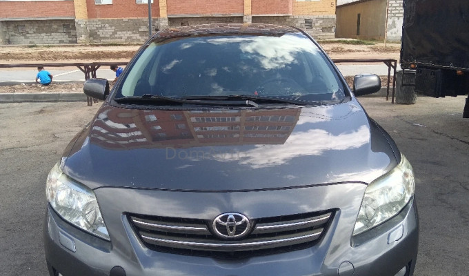 Toyota Corolla 2010 года