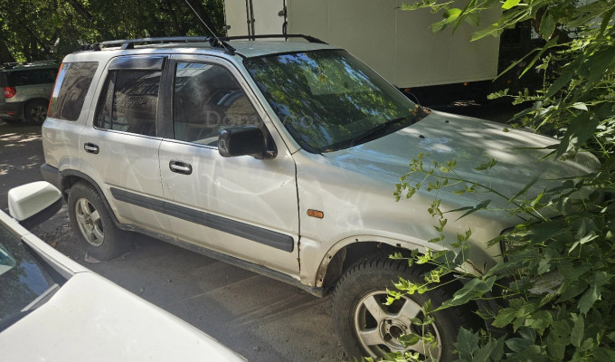 Honda CR-V 1996 года