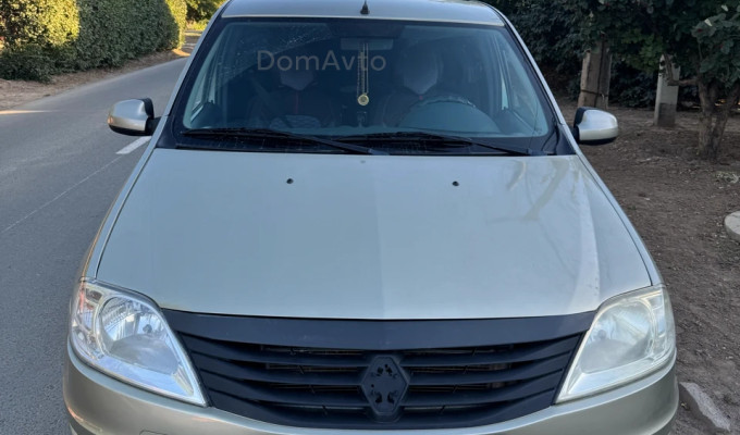 Renault Logan 2013 года