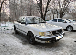 Audi 100 1993 года