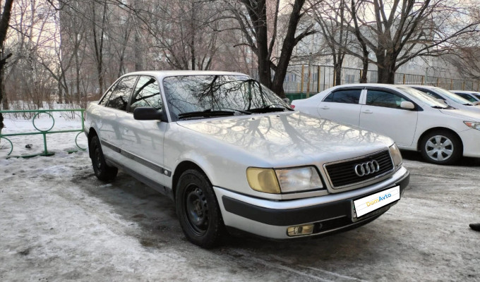 Audi 100 1993 года