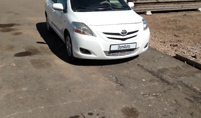 Toyota Yaris 2007 года