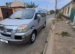 Hyundai Starex 2004 года