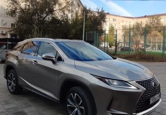 Lexus RX 2022 года