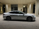 Lexus ES 2022 года