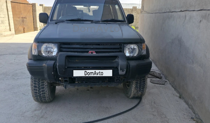 Mitsubishi Pajero 1992 года