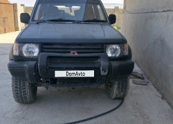 Mitsubishi Pajero 1992 года