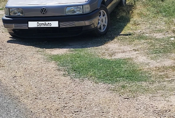 Volkswagen Passat 1993 года