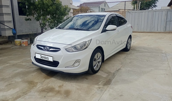 Hyundai Accent 2012 года