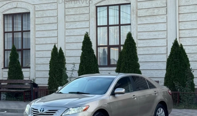 Toyota Camry 2008 года