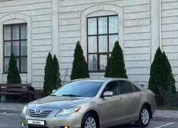 Toyota Camry 2008 года