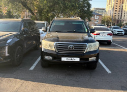 Toyota Land Cruiser 2011 года