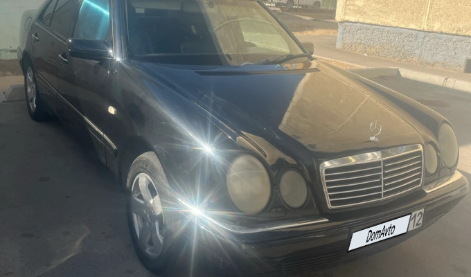 Mercedes-Benz E-Класс 1999 года