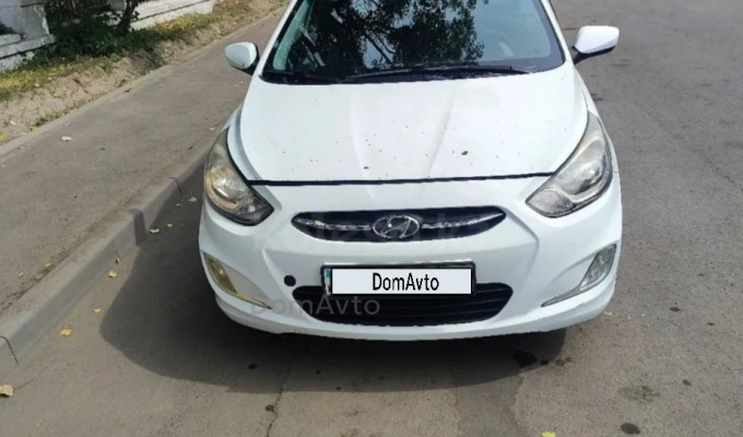 Hyundai Accent 2012 года