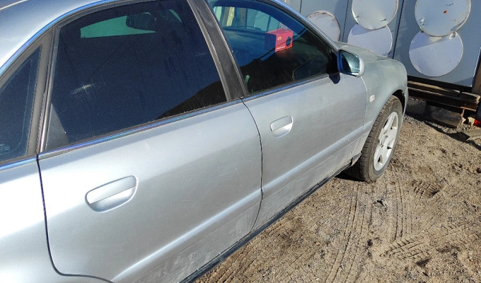 Audi A4 2000 года