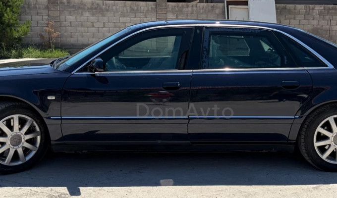 Audi A8 2001 года