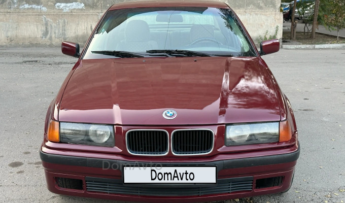 BMW 3 серия 1993 года