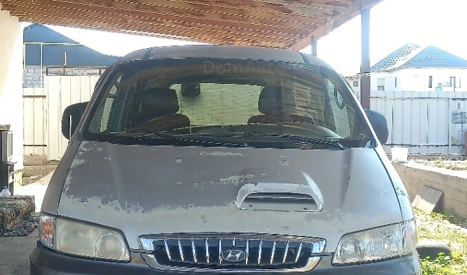 Hyundai Starex 2002 года