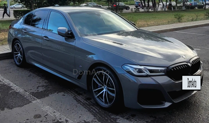 BMW 5 серия 2022 года