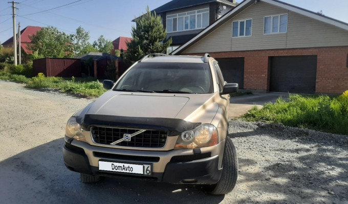 Volvo XC90 2004 года