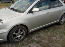 Toyota Avensis 2005 года