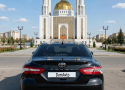 Toyota Camry 2019 года