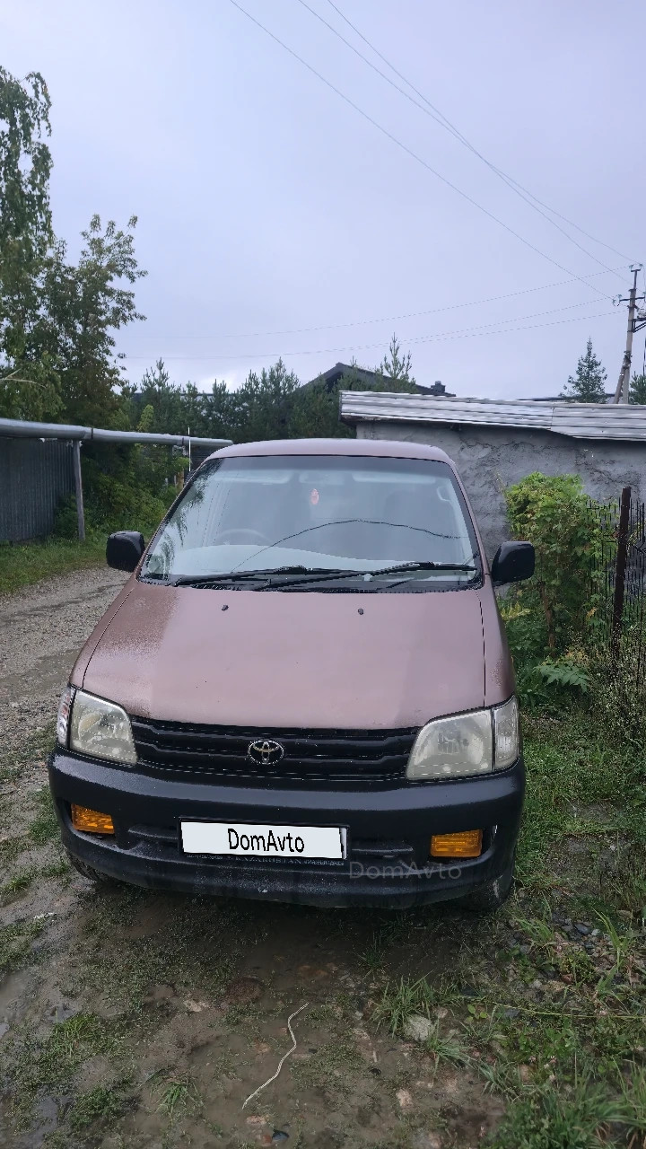 Toyota Town Ace Noah, 1997