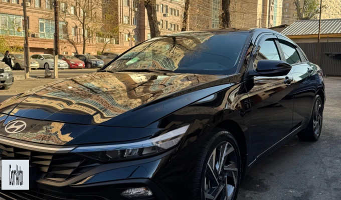 Hyundai Elantra 2024 года