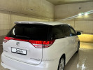 Toyota Estima 2008 года