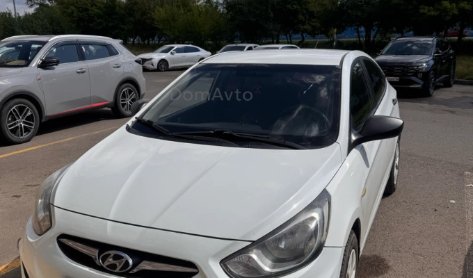 Hyundai Accent 2014 года