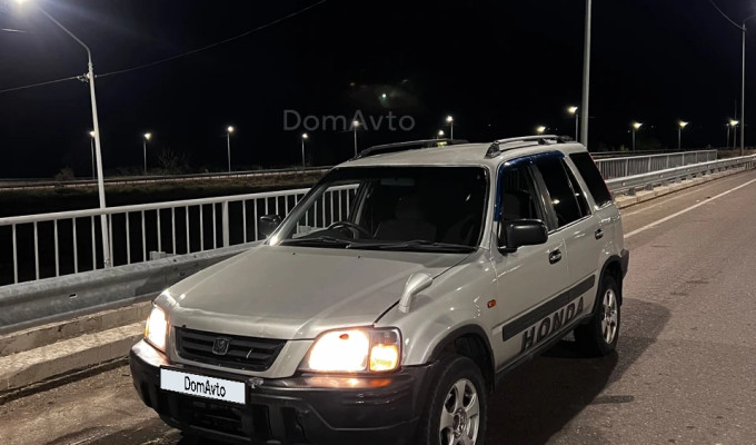 Honda CR-V 1996 года