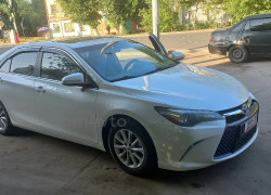 Toyota Camry 2015 года