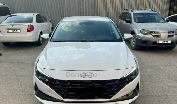 Hyundai Avante 2021 года