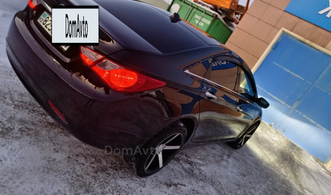 Hyundai Sonata 2011 года