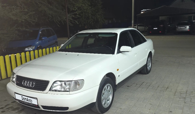 Audi A6 1994 года