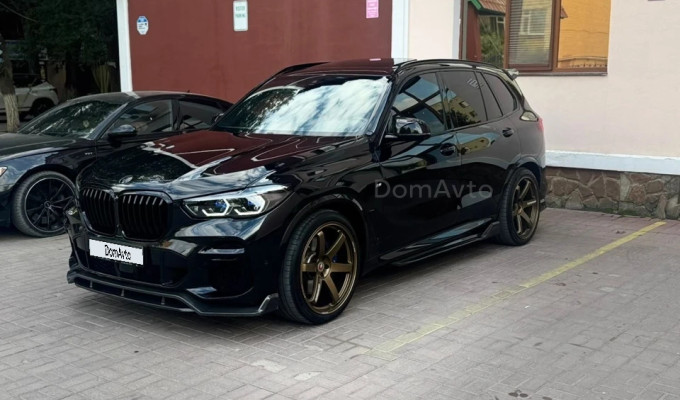 BMW X5 2023 года