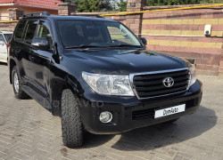 Toyota Land Cruiser 2013 года
