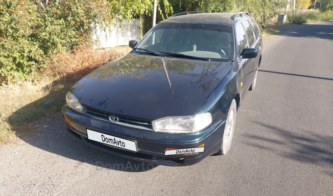 Toyota Camry 1992 года
