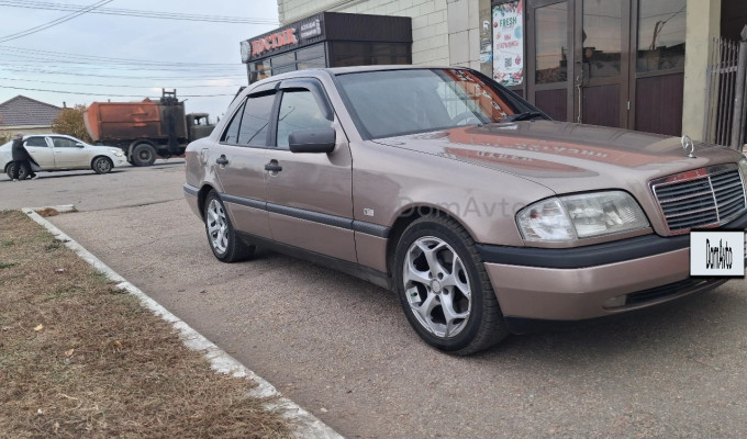 Mercedes-Benz C-Класс 1994 года