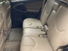 Toyota RAV4 2011 года