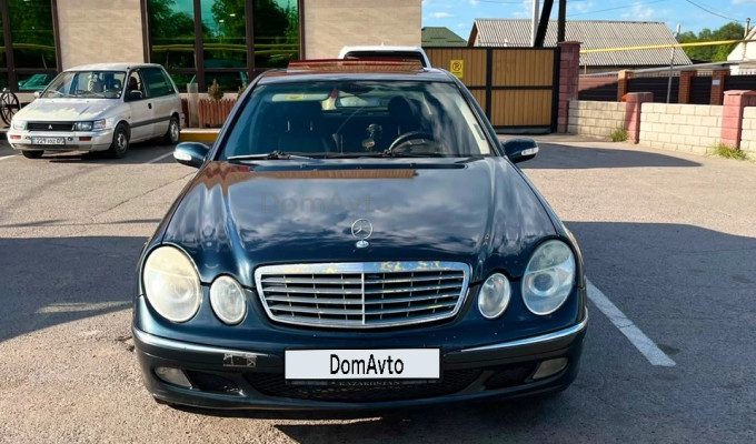 Mercedes-Benz E-Класс 2002 года
