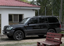 Lexus LX 2005 года