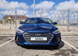 Hyundai Elantra 2018 года