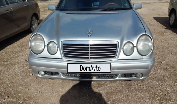 Mercedes-Benz E-Класс 1997 года