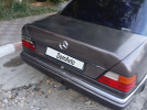 Mercedes-Benz E-Класс 1992 года