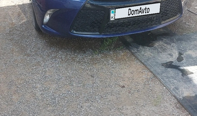 Toyota Camry 2015 года