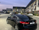 Hyundai Elantra 2018 года