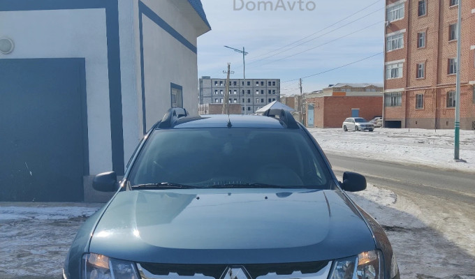 Renault Duster 2016 года