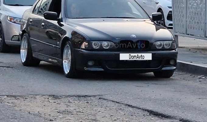 BMW 5 серия 2000 года