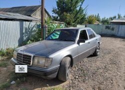 Mercedes-Benz E-Класс 1993 года